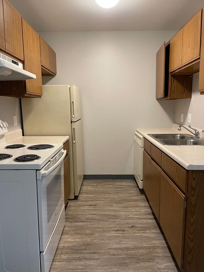 Photo - Large One Bedroom Apartment! Washer and Dryer in Unit! Unit 507 Donna Street NW