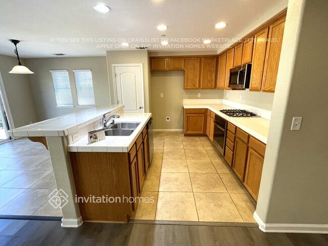 Photo - 2671 Nicolson Cir