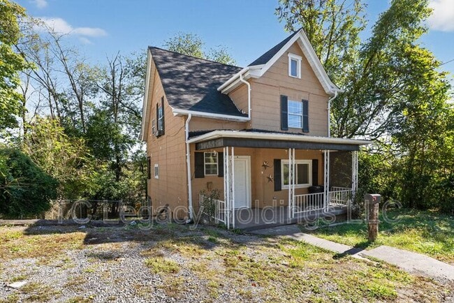 Photo - 109 Howard St