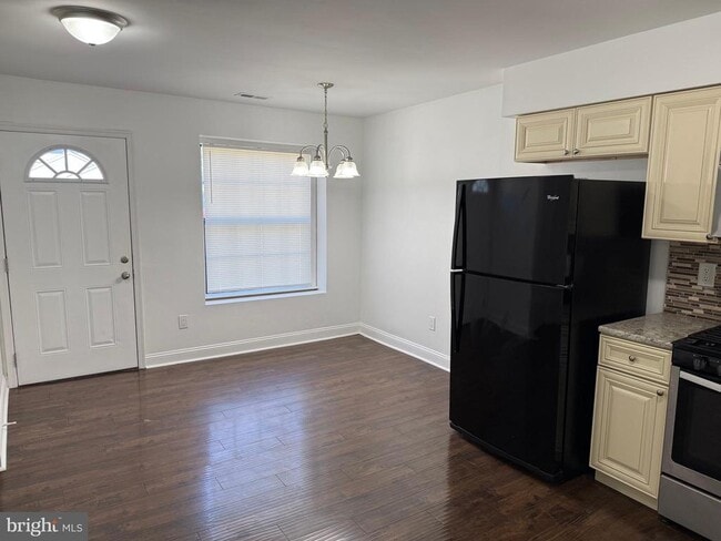 Photo - 1042 Baywood Dr
