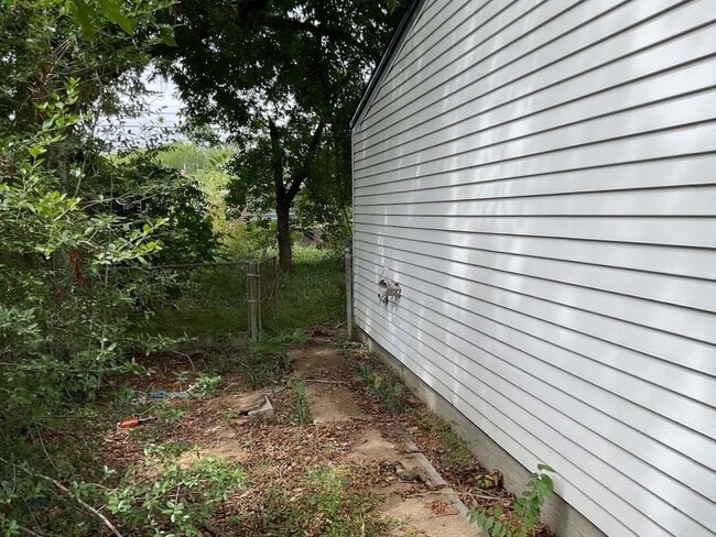 Photo - 1910 Little St