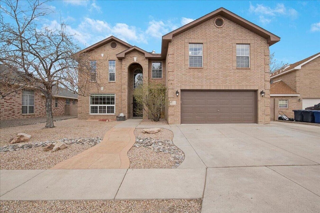 Spacious 5-Bedroom Home in Desirable Riverview Estates! - Spacious 5-Bedroom Home in Desirable Riverview Estates!