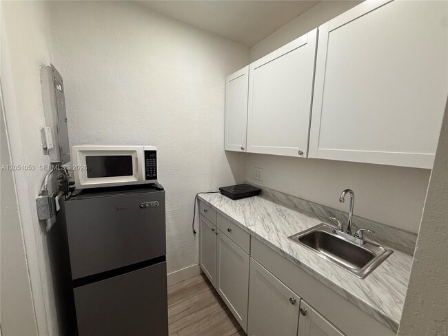Photo - 2001 SW 82nd Pl Unit ADU