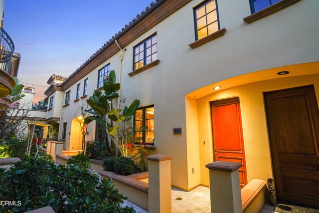 Photo - 985 N Michillinda Ave Unidad 209