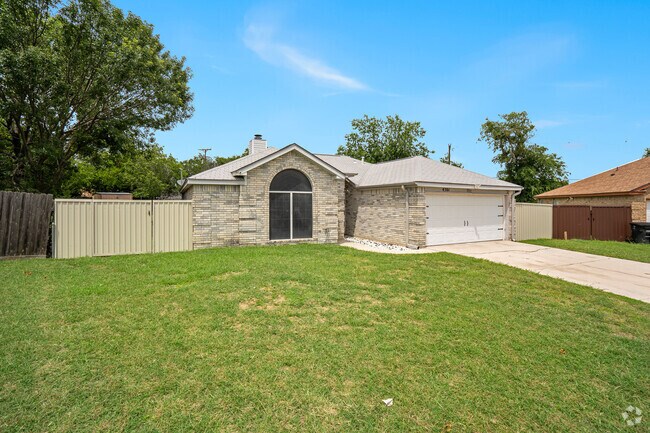 Building Photo - 4301 Brian Dr Rental