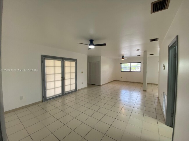 Photo - 14XX East Dr