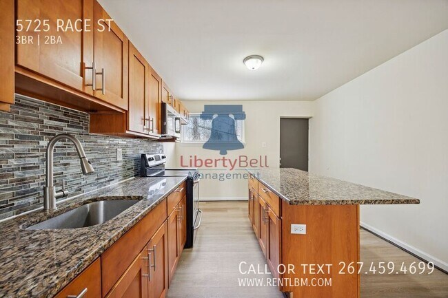 Photo - 5725 Race St