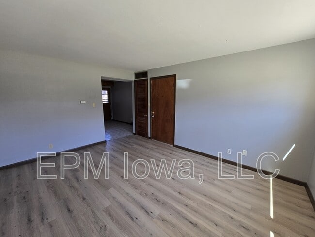 Photo - 804 W Mullan Ave