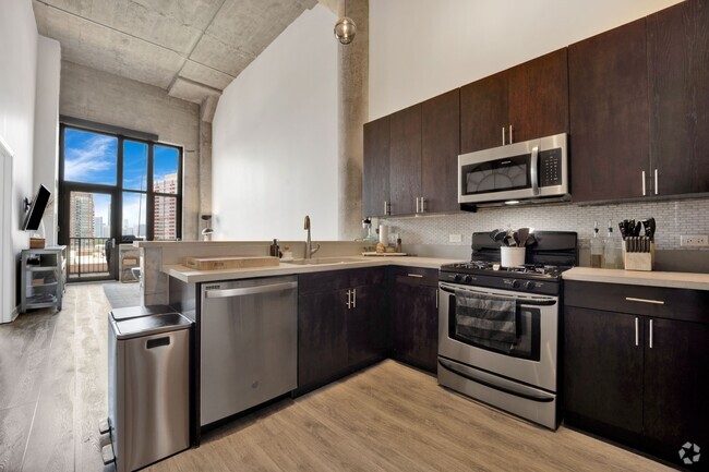 Building Photo - Stunning 2bd condo w. skyline views + Park... Unit 604