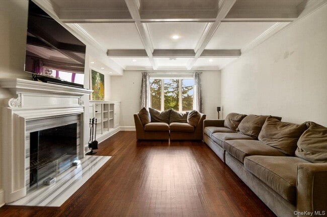 Photo - 110 Edgemont Rd