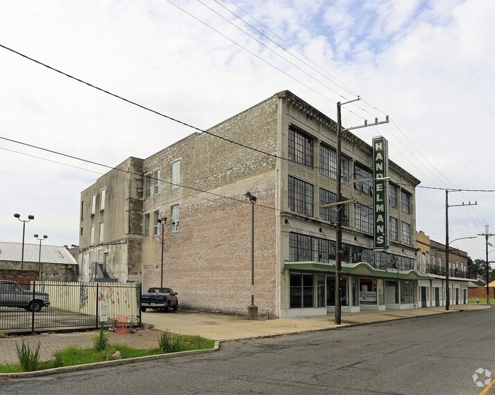Handelman Lofts - Handelman Lofts