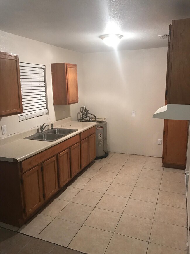 Photo - 413 Orange St