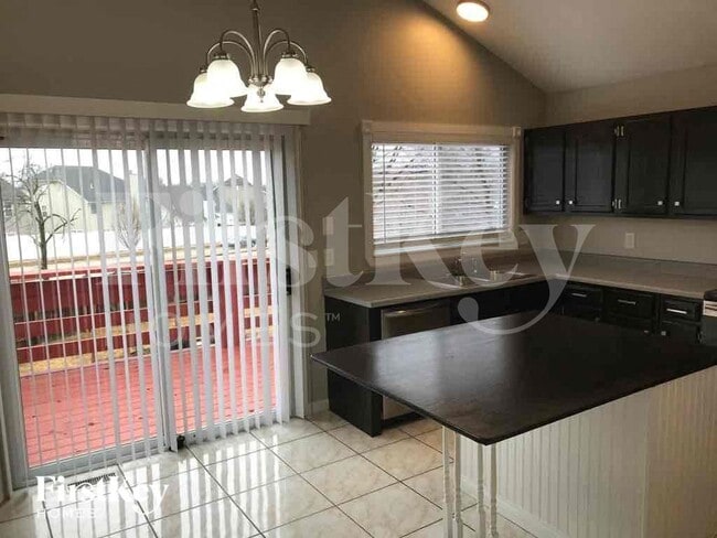 Photo - 4 Lantana Ct