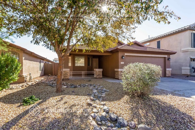 Photo - 883 E Lovegrass Dr