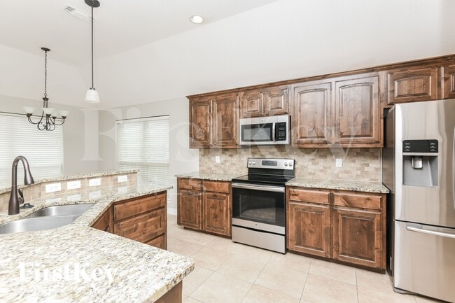 Photo - 612 Zachary Dr