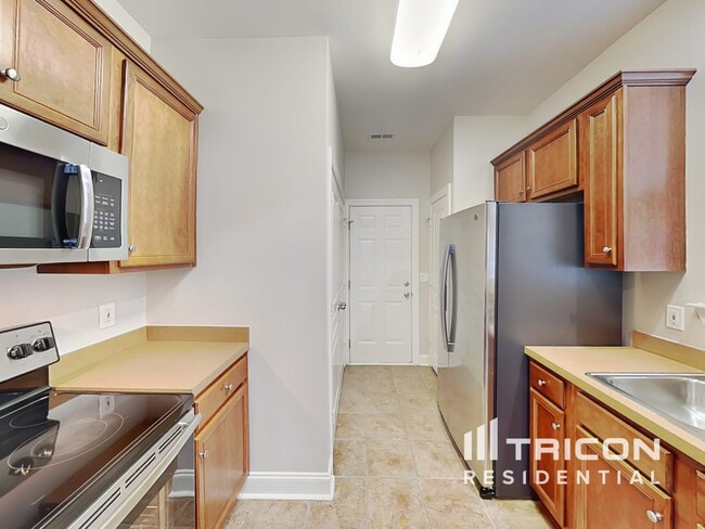 Photo - 4837 Samuel Richard St