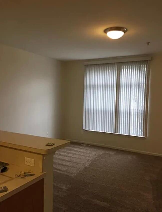 Building Photo - 43151 Strand Dr Unit 1