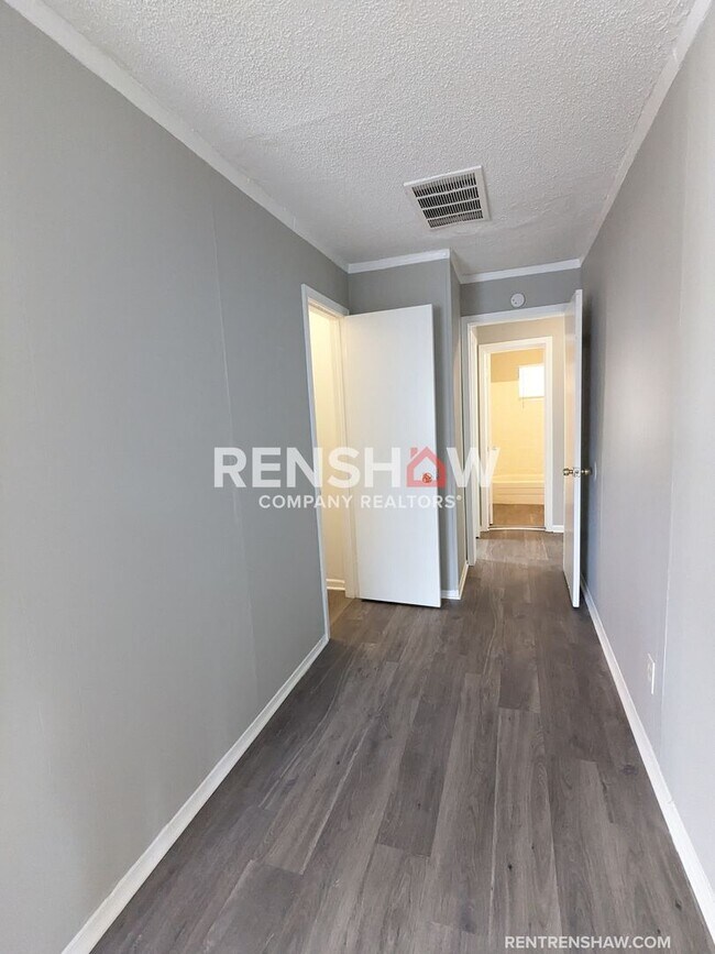 Classic 3/2 Home In Frayser Now Available Rental House Rental in