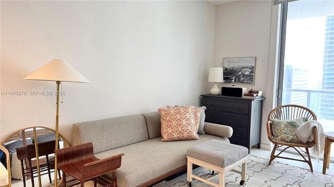 Photo - 1050 Brickell Ave Unidad 3206