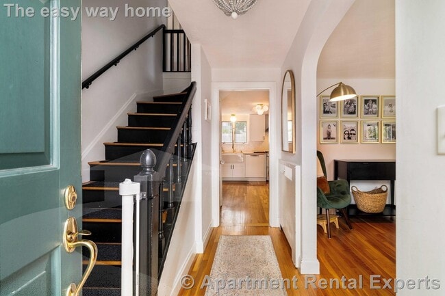 Photo - 19 Trenton St