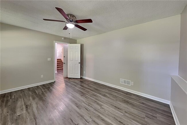 Photo - 1732 English Ivey Ln