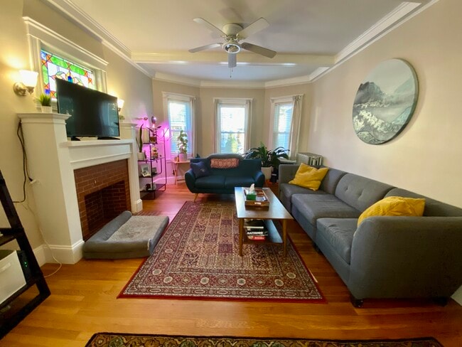 Photo - 51 Patten St Unit 1