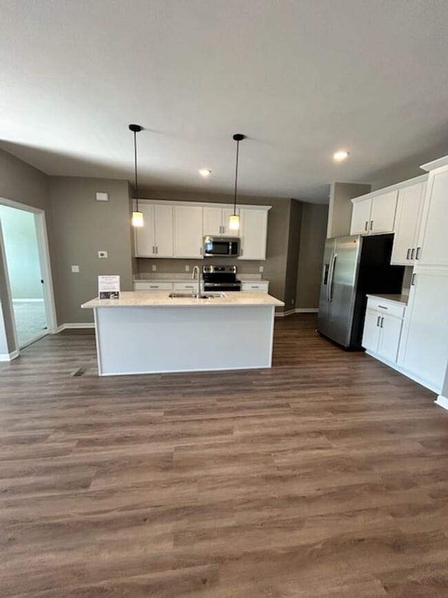 Modern Comfort Meets Effortless Living at ... - Modern Comfort Meets Effortless Living at ... Townhome