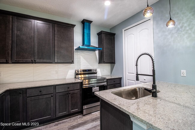 Photo - 2106 Madden Ave