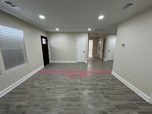 4357 Capitol Ave