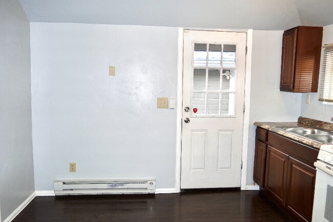 Photo - 358 Ruxton Ave Unidad 3