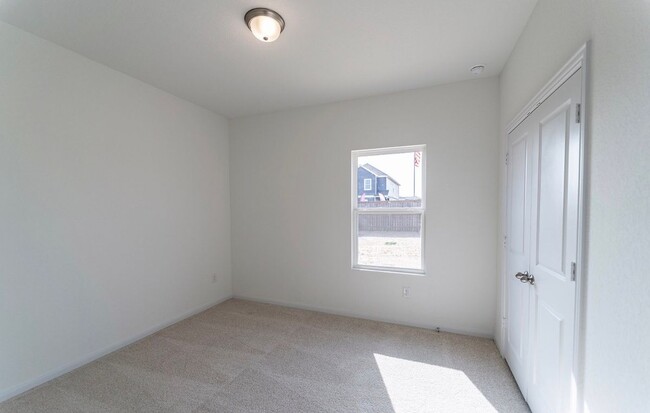 Photo - 11130 Hollinger Cir