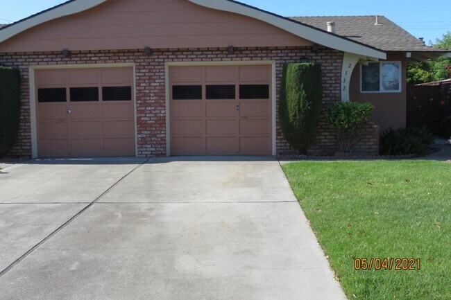 Photo - 2132 Town and Country Ln