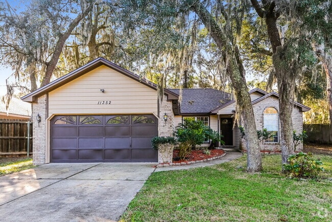Building Photo - 11352 Trotting Horse Ln S Rental