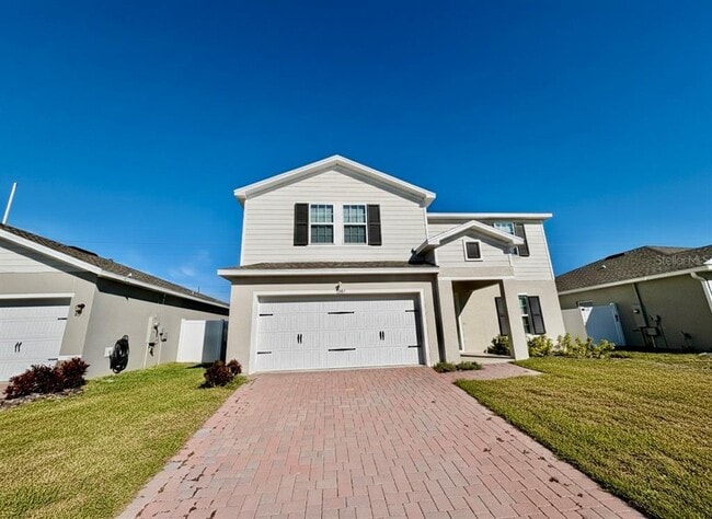 Building Photo - 1221 Lexington Ln