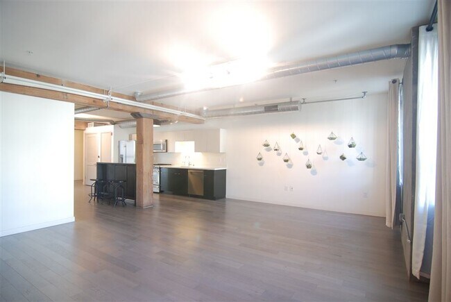 Photo - 527 Molino St Unit 208