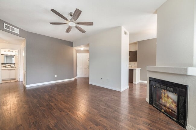 Photo - Stylish 3-Bedroom Condo in Silverado Ranch!