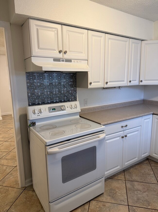 Photo - 1240 Avenue A Unit A