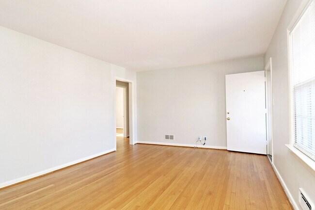 Photo - Pet Friendly Fry's Spring Home