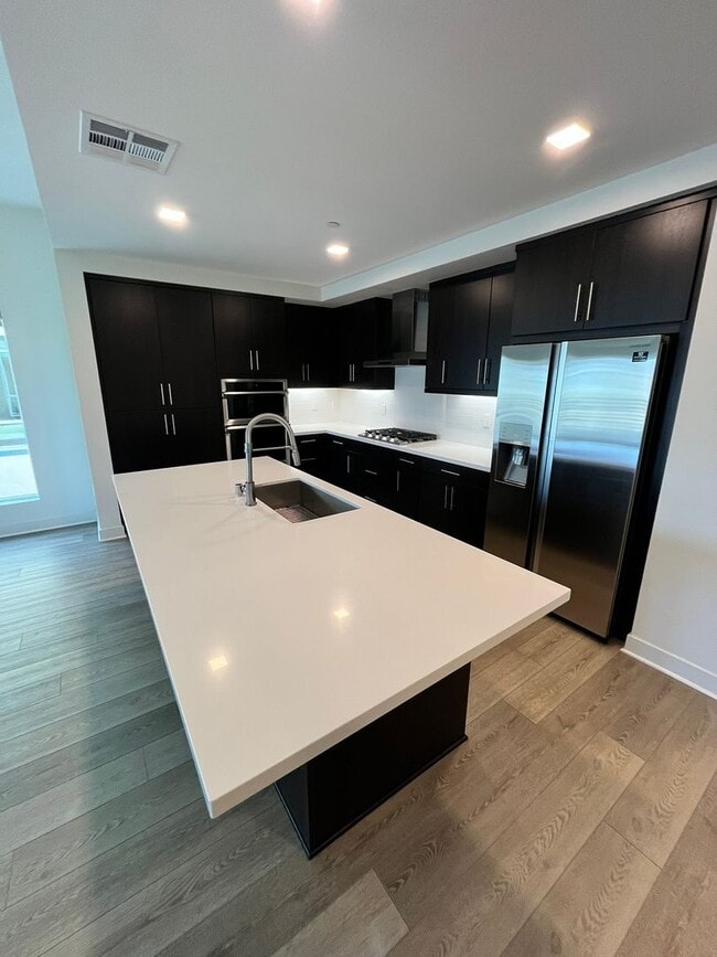 Photo - Modern Mission Valley Condo Near Civita Park