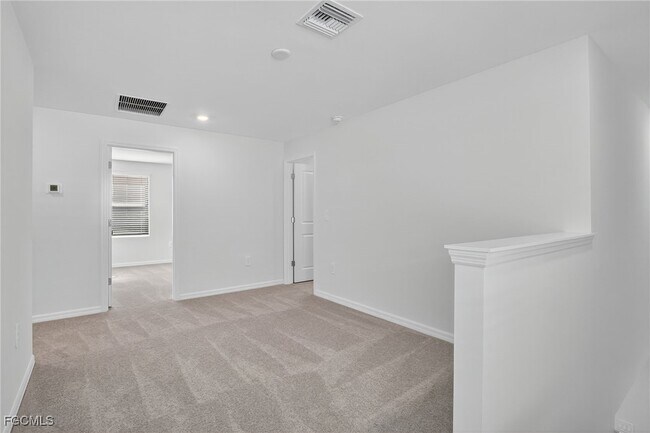 Photo - 19525 Fairhill Ct