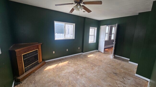 Photo - 296 Hazle St Unit 2 s