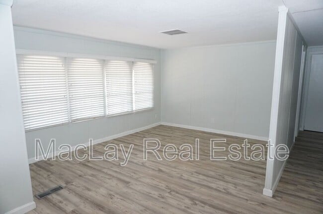 720 S 97th Pl