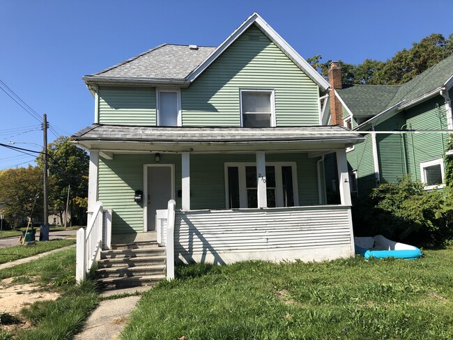 Photo - 230 S Pennsylvania Ave Unit #1