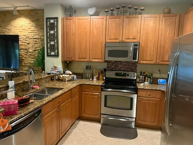 Photo - 3171 SW Otter Ln