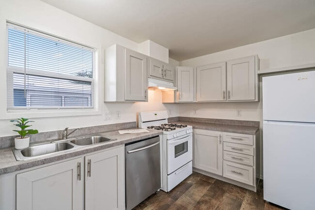 Photo - 5505 N Shannon Rd