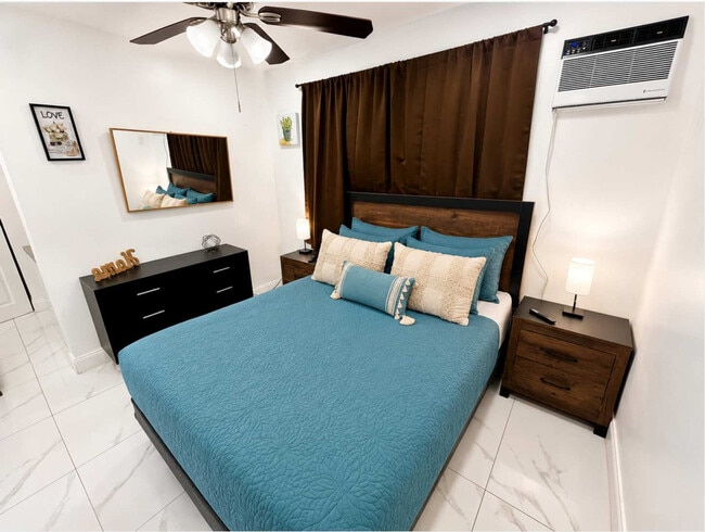 338 Van Buren St Unidad SI FL1-ID1520241P