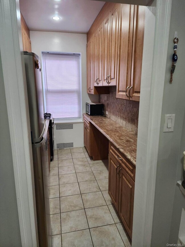 Photo - 69-11 Yellowstone Blvd Unit B36