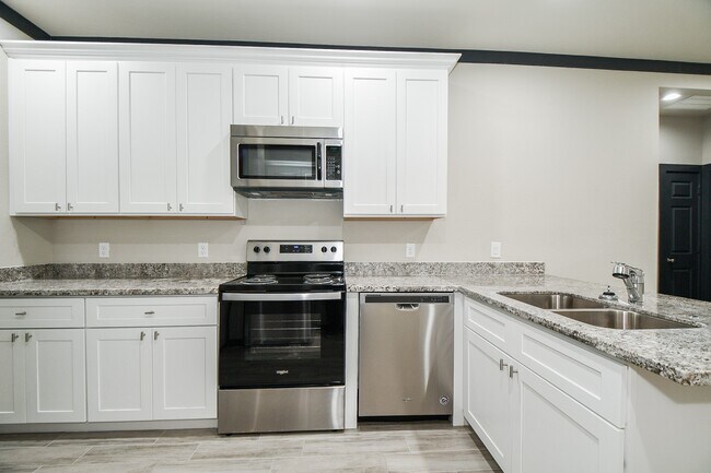 Photo - 7802 Dandy St