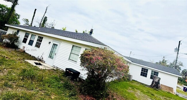 Photo - 3900 W 17th St