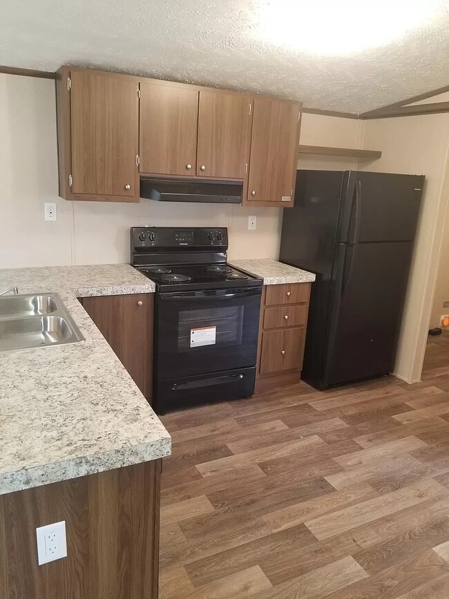 Photo - 21416 Coyote Trl